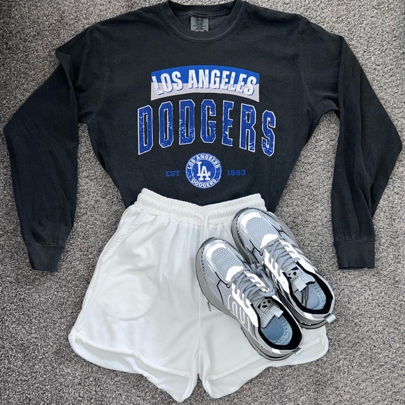 Los Angeles Dodgers MLB baseball long sleeve tee - Picture 2 of 2